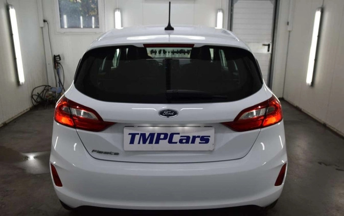 Ford Fiesta cena 49899 przebieg: 66250, rok produkcji 2020 z Czarnków małe 254